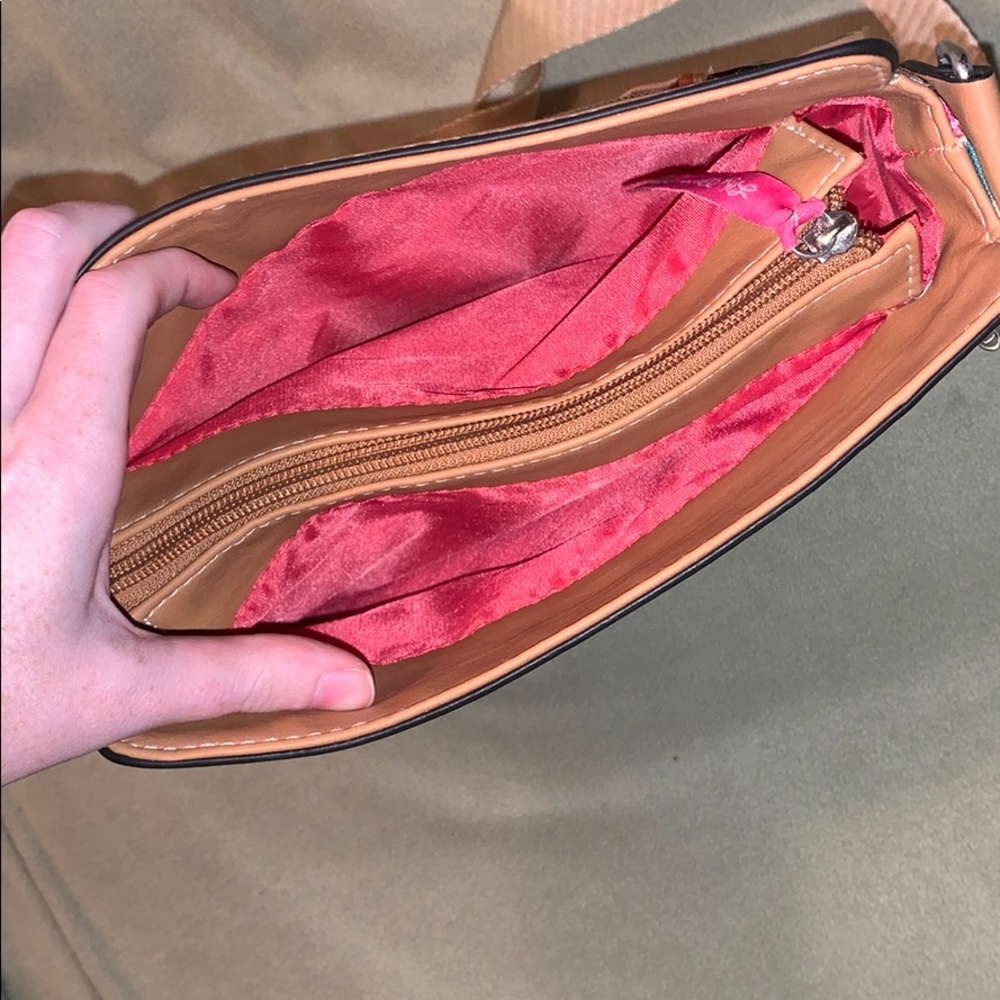 Cross Body Purse - Picture 3 of 4